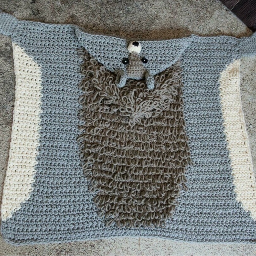 HAND MADE Kids Crochet Animal Squirrel Hooded Throw Blanket - Picture 7 of 8